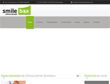 Tablet Screenshot of clinicadentalsmilebox.com